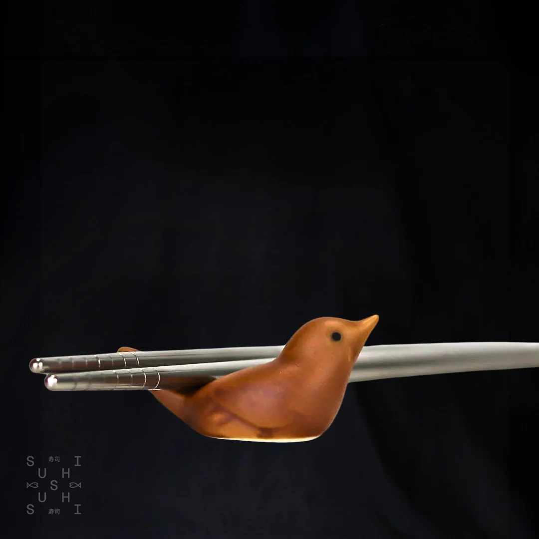 Brown Saikai Bird Chopstick Rest - Image 3