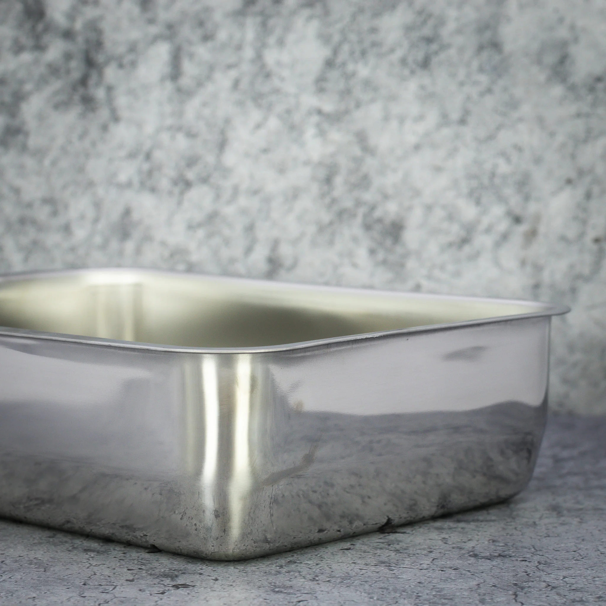 Yoshikawa Stocker With Lid, Medium - Image 3